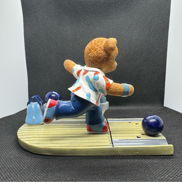 Teddy Lanes Collection Figure Faithful Fuzzies ALL In Delivery Bowling Bowl Cute - Picture 4 of 9